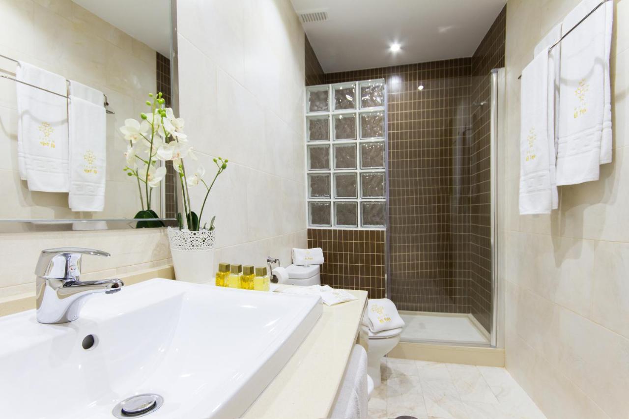 Apartamentos El Tajo & Spa Ronda Esterno foto