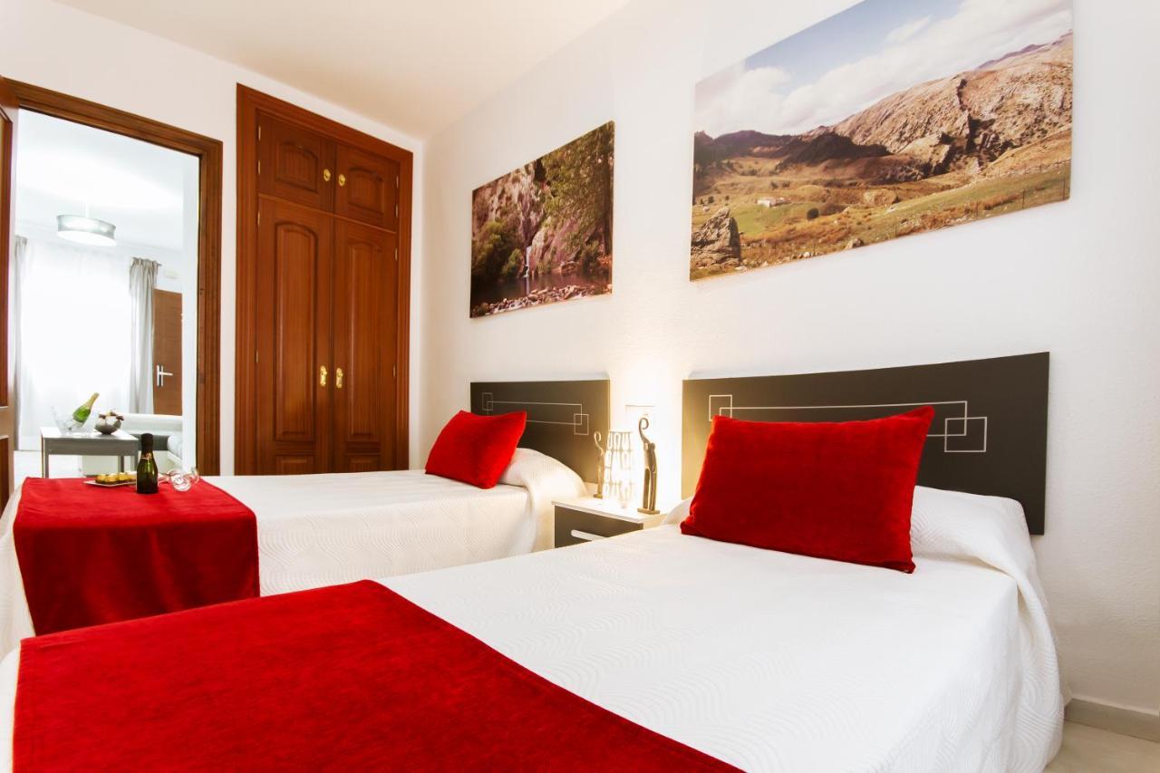 Apartamentos El Tajo & Spa Ronda Esterno foto